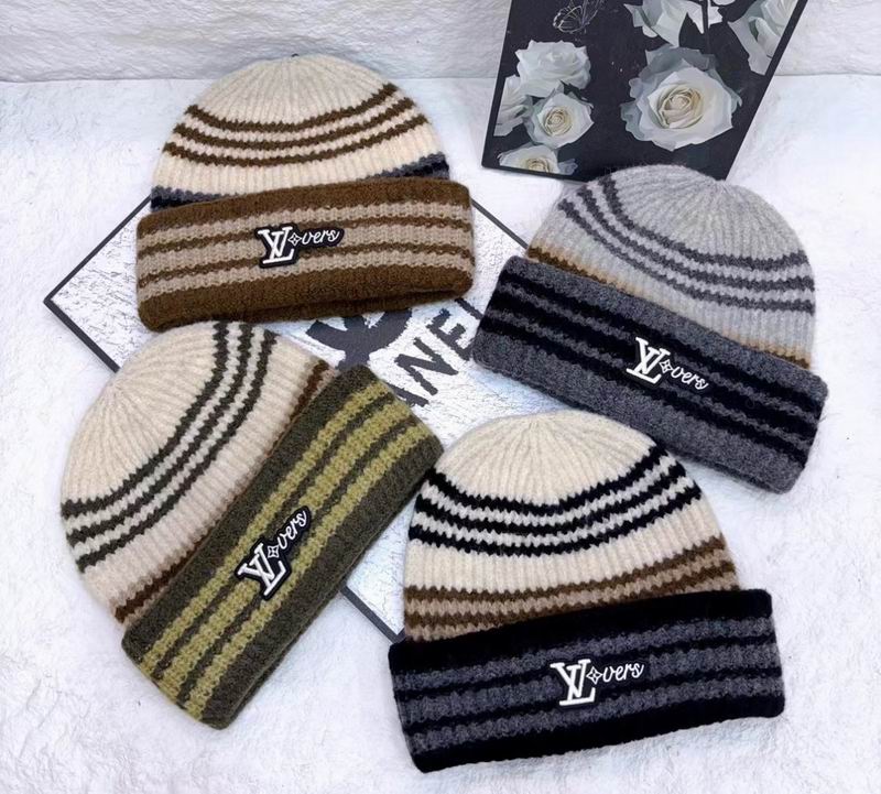 LV hat 112409