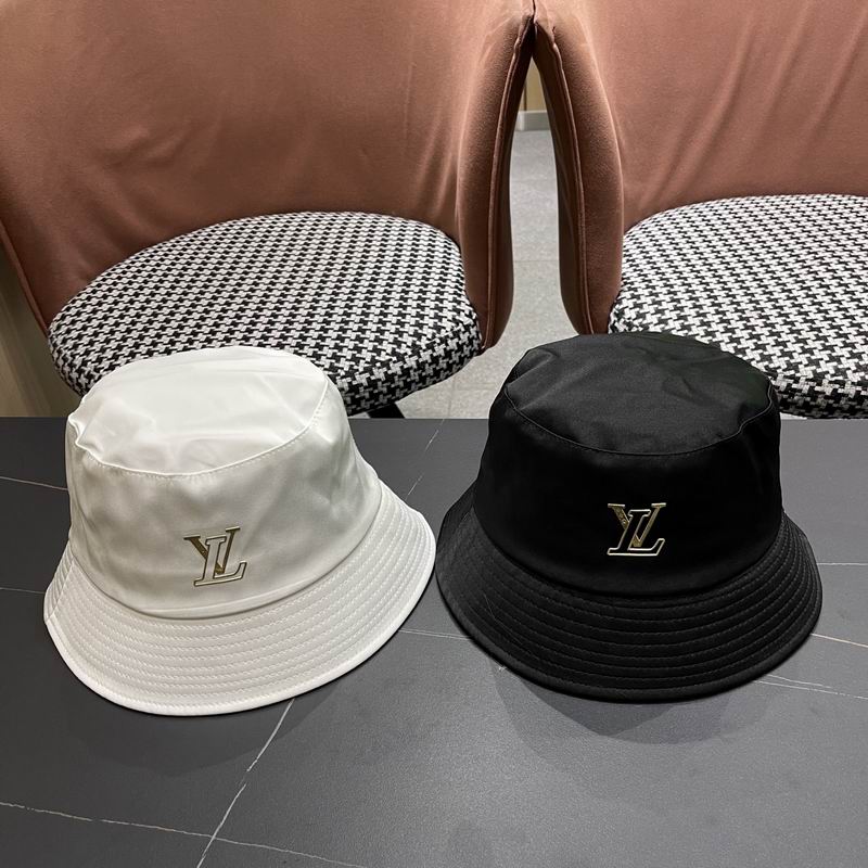 LV hat 050307