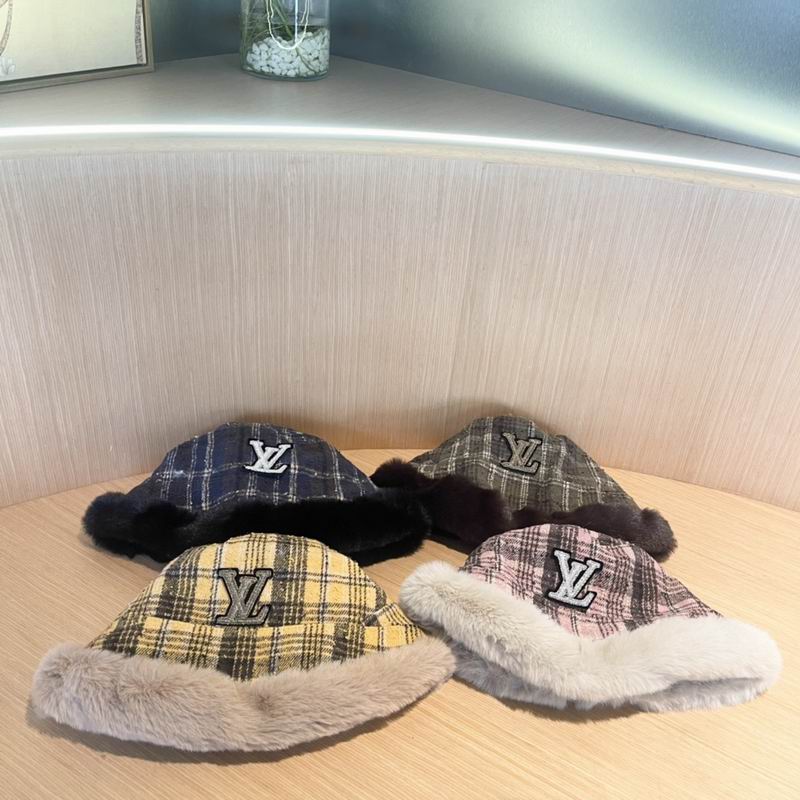 LV hat 010602
