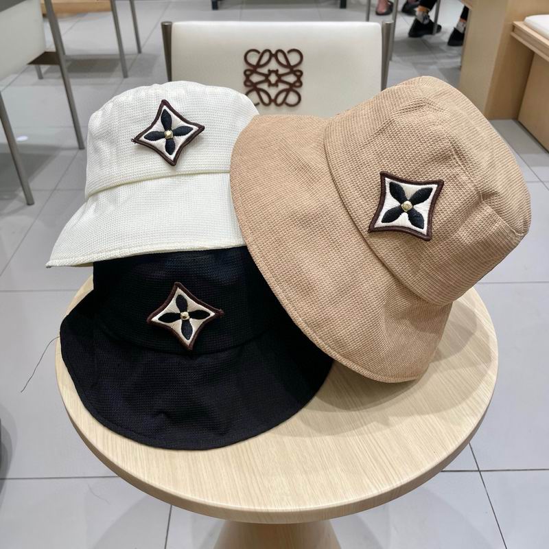 LV hat 071602