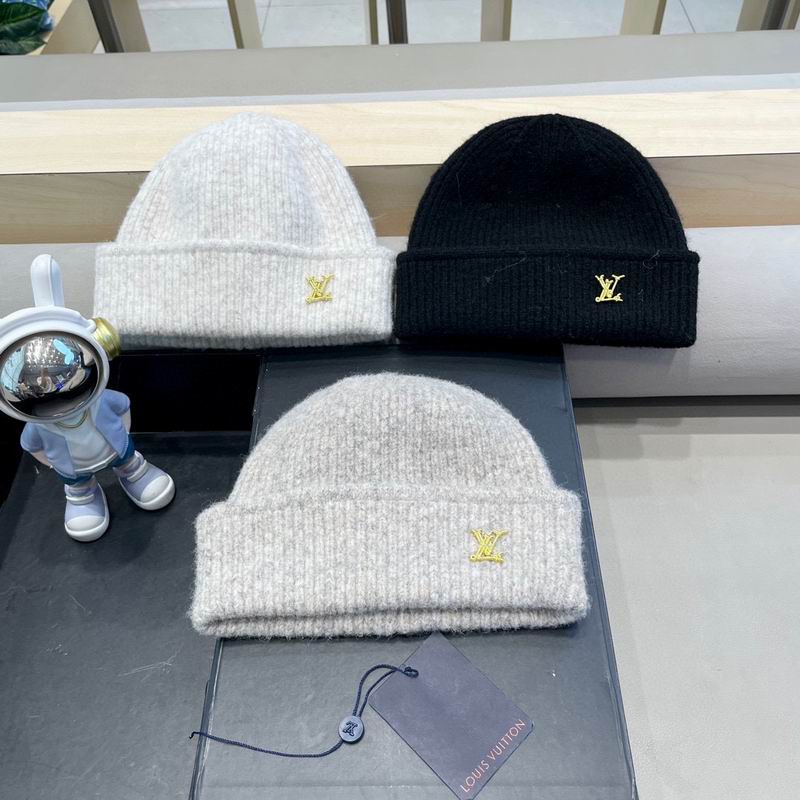 LV hat 112404