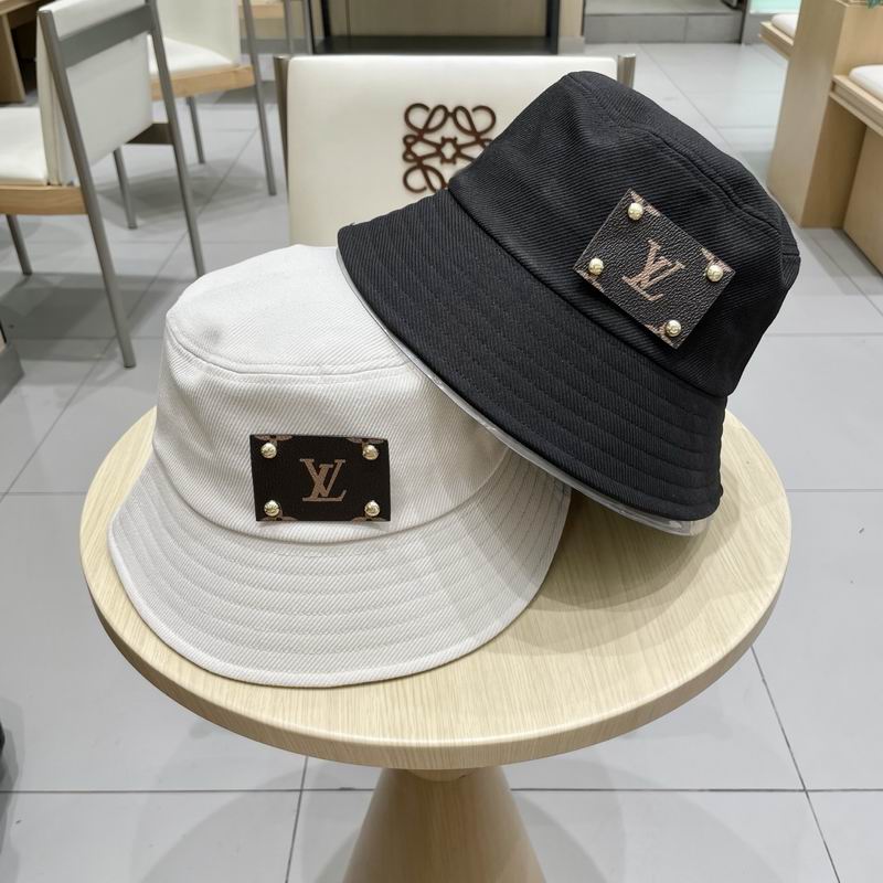 LV hat 062731