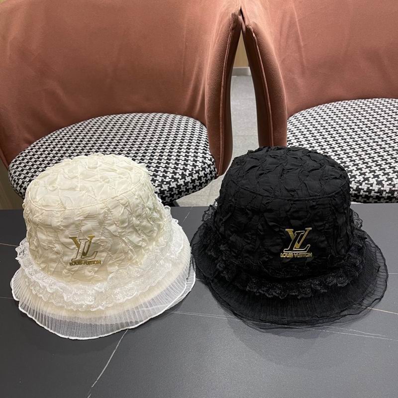 LV hat 071604