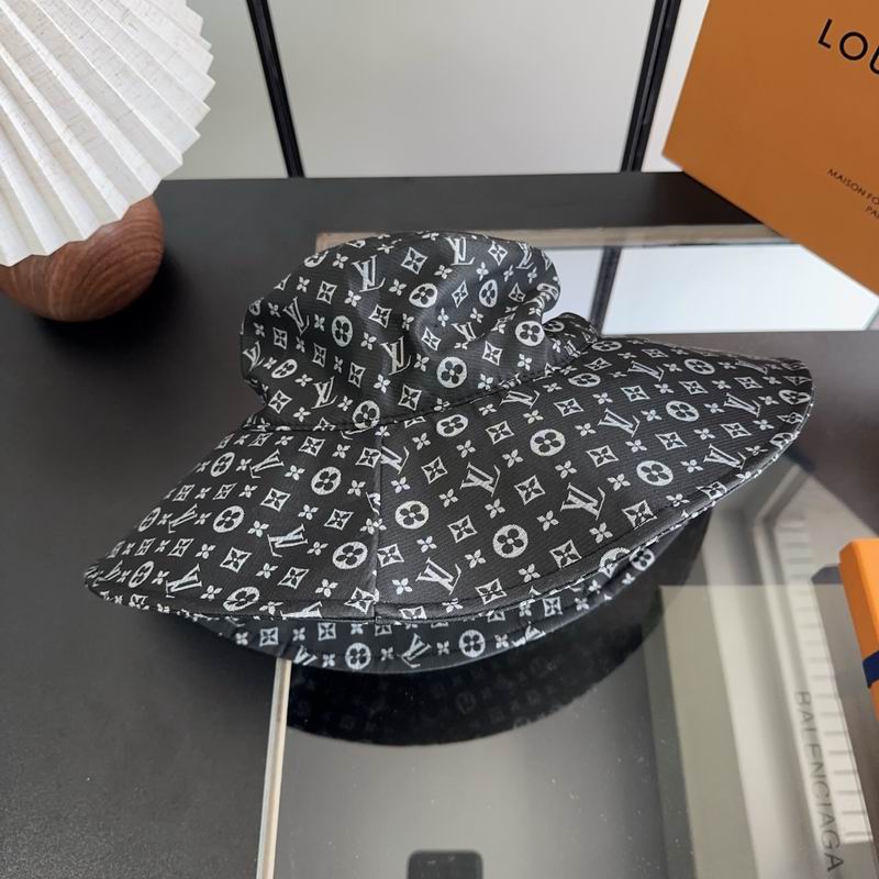 LV hat dx30