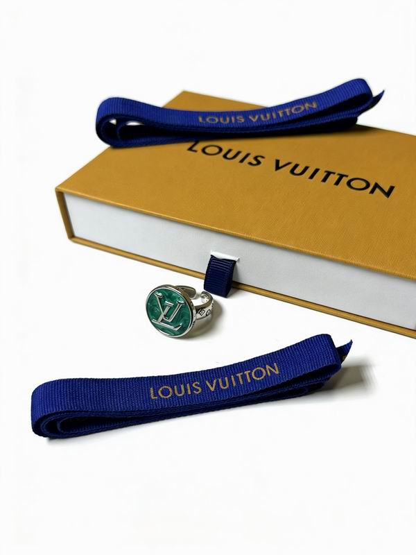 LV ring 01yxx20