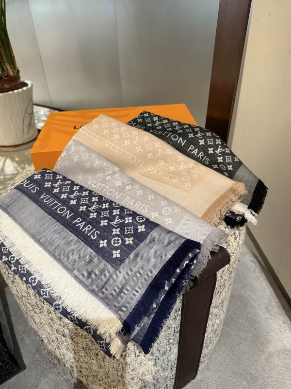 LV scarf 120X120cm 70%羊毛30%桑蚕丝 E120510