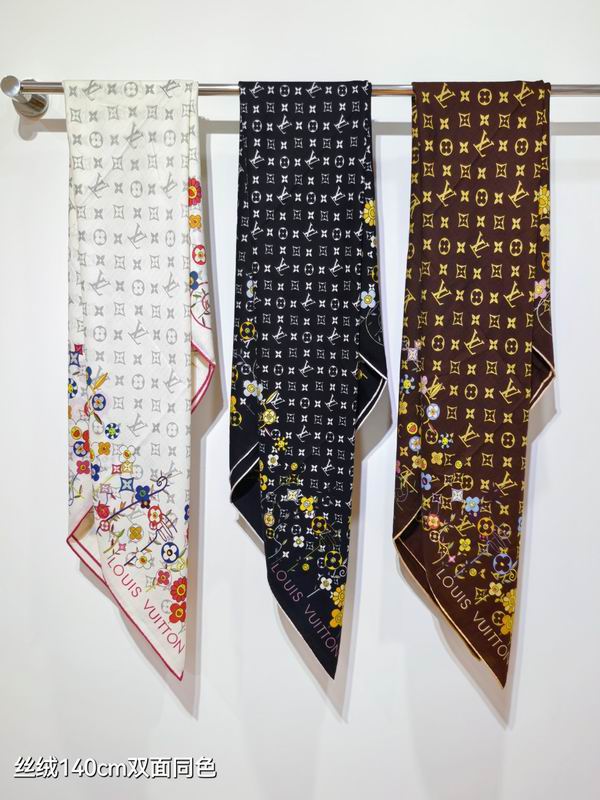 LV scarf 140X140cm 70%羊绒30%真丝 E081948
