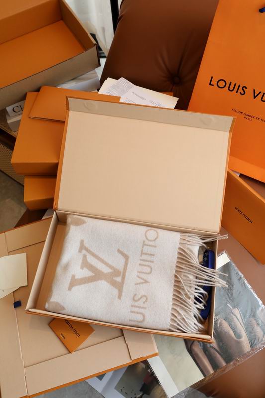 LV scarf 170X45cm 100%山羊绒 E19