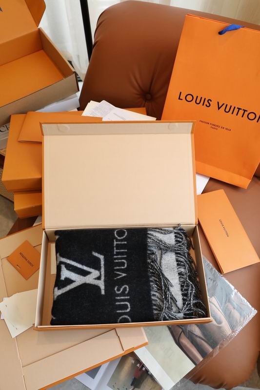 LV scarf 190X45cm 100%山羊绒 E12