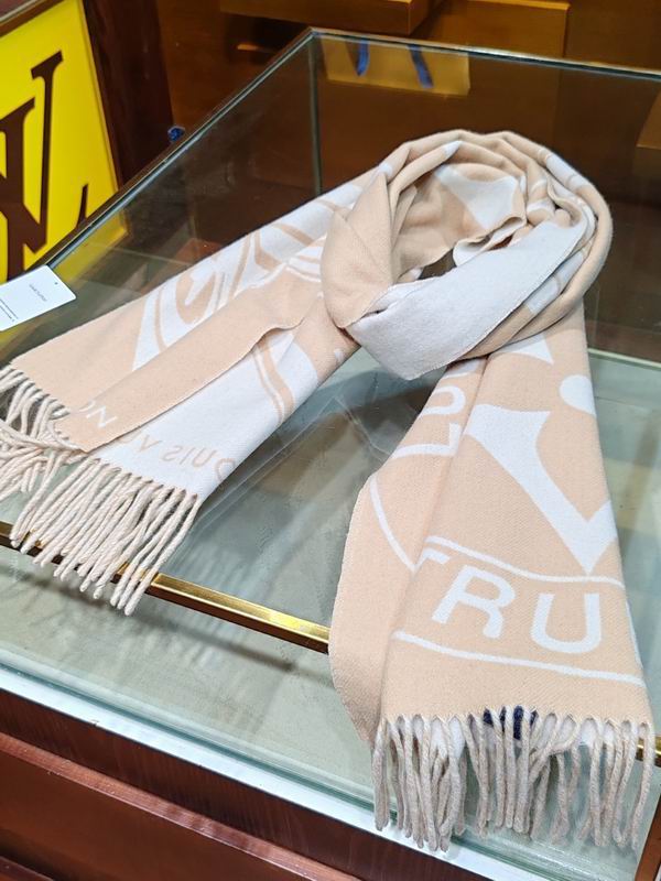 LV scarf 45X215cm 60%羊毛 40%山羊绒 E33