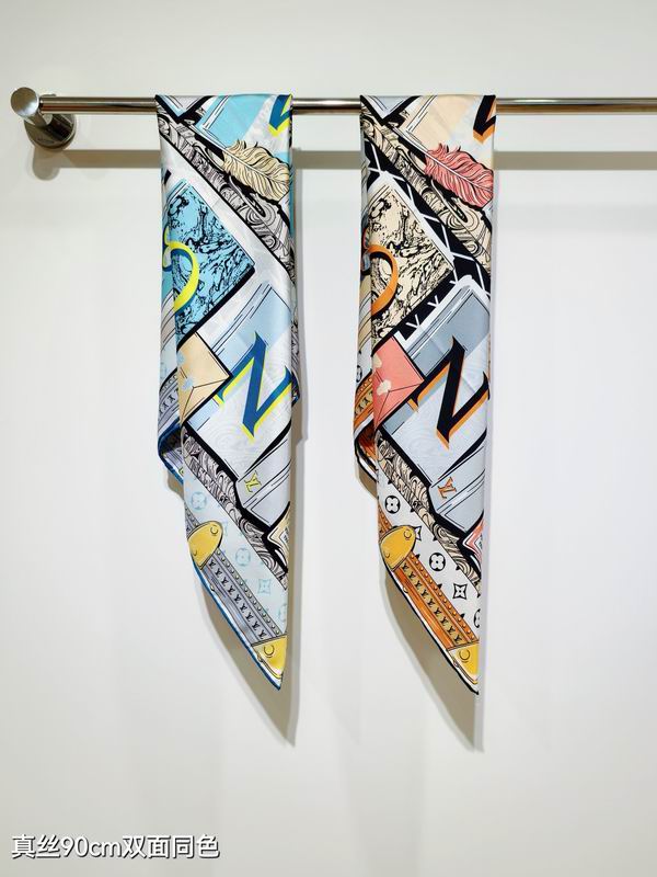 LV silk Scarf 90X90cm E041703