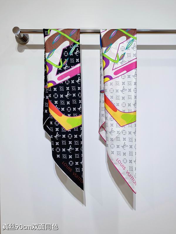 LV silk Scarf 90X90cm E041704