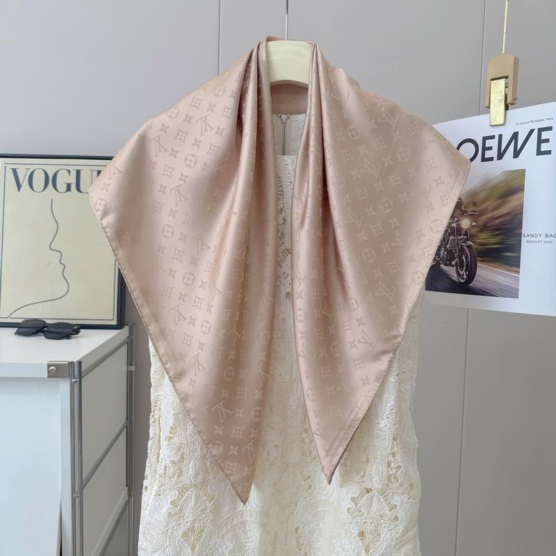 LV silk Scarf 90X90cm E032240