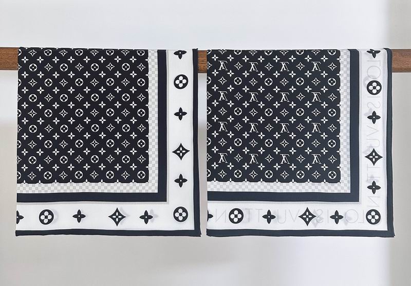 LV silk scarf 70X70cm E060530