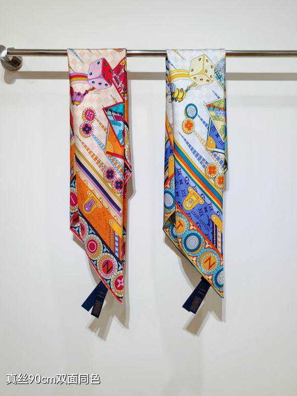 LV silk scarf 90X90cm E071105