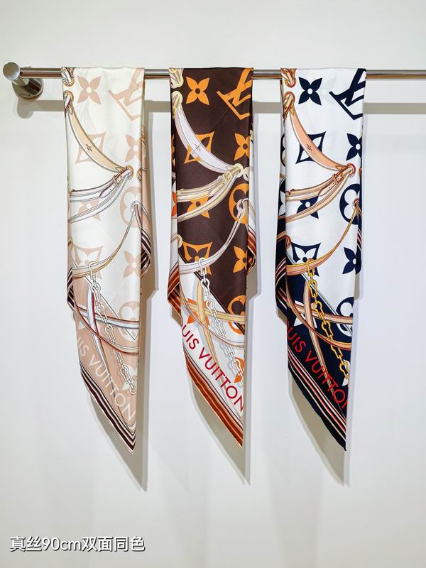 LV silk scarf 90X90cm E051745