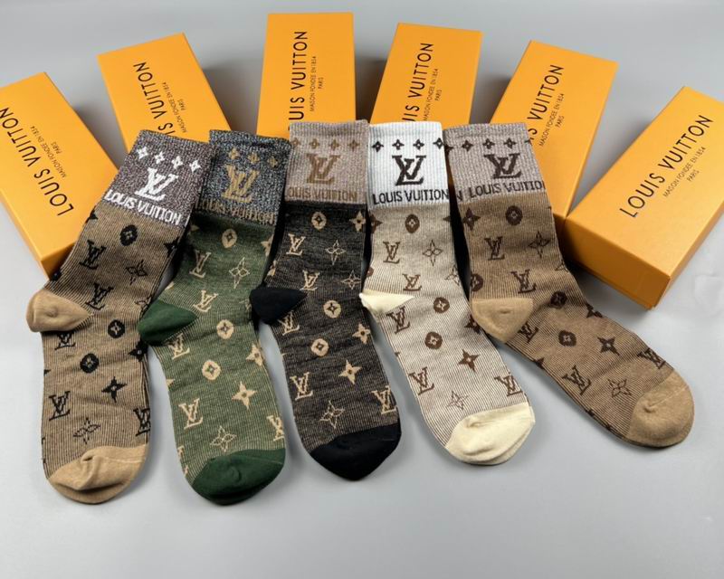 LV socks 052502
