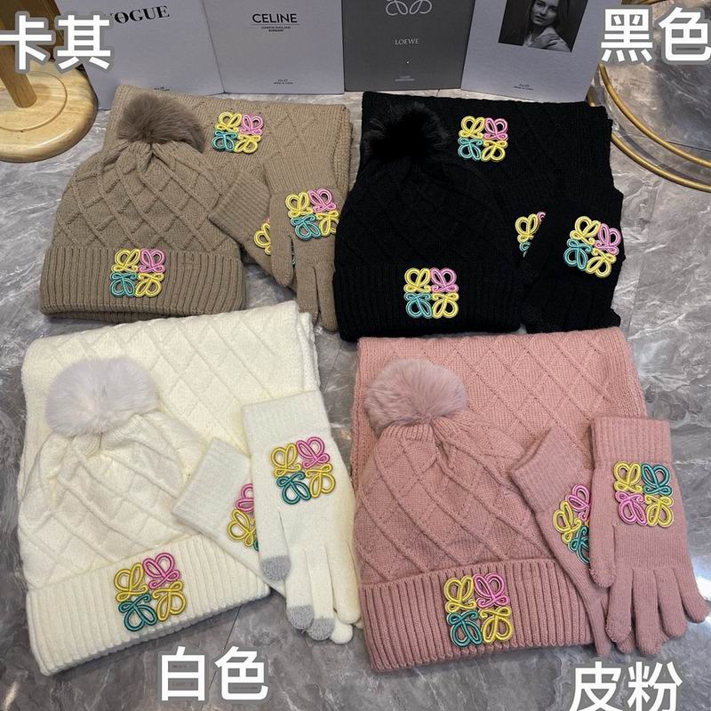 Loewe Scarf Hat Gloves hm06