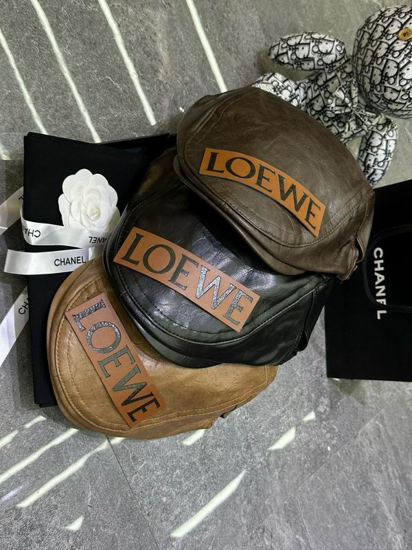 Loewe beret dx12