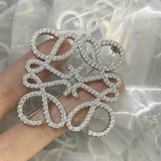 Loewe brooch 01lyh35