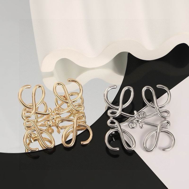 Loewe brooch 03yxh37