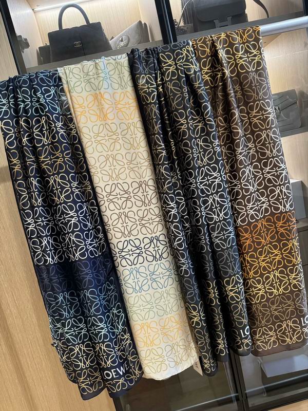 Loewe Scarf