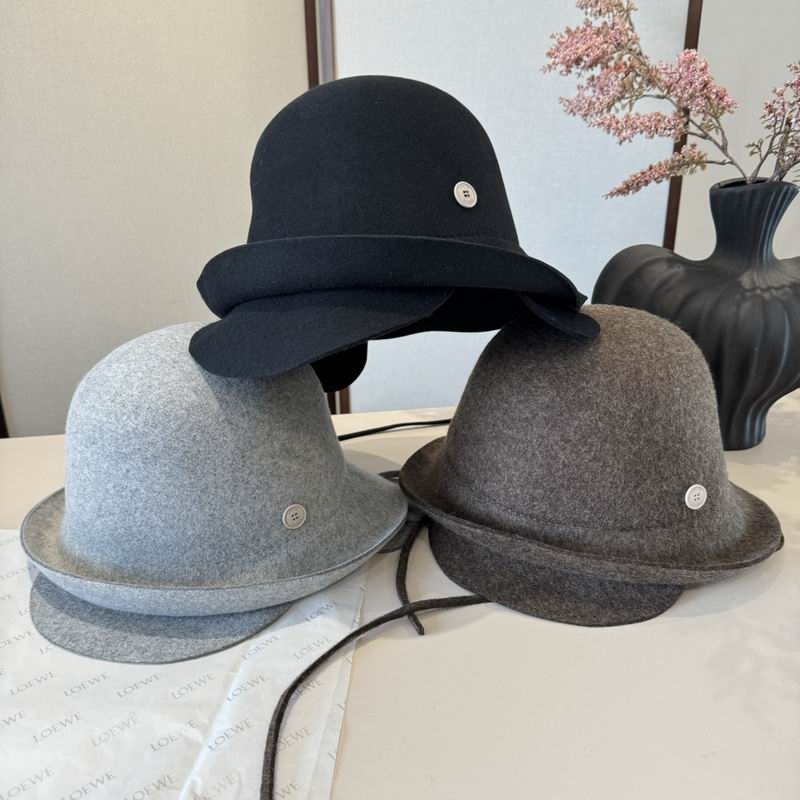 Loewe top hat 090802