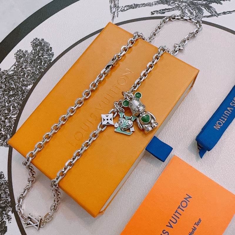 Lv Necklace 02yxs11
