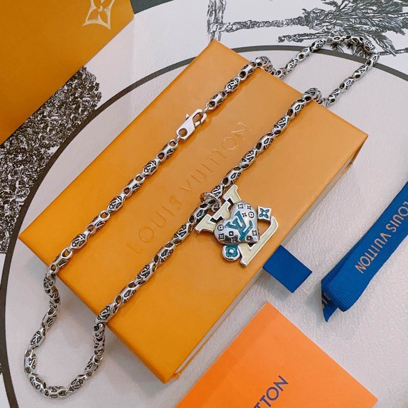 Lv Necklace 02yxs13