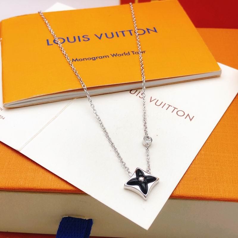 LV Necklace 03yxs127