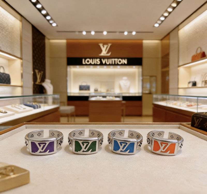 LV Ring 03yxs28