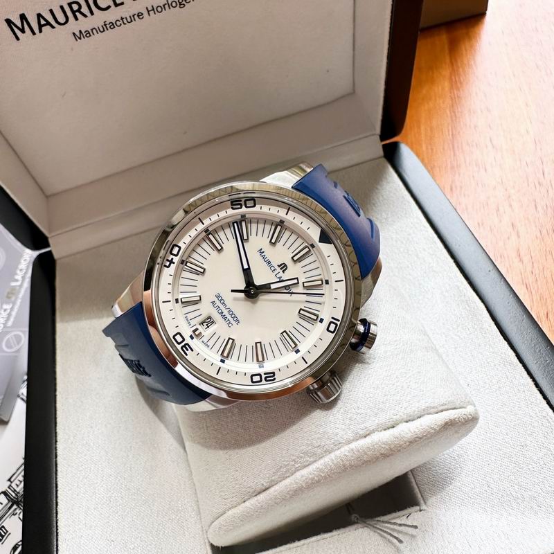 Maurice Lacroix 42mm 090932