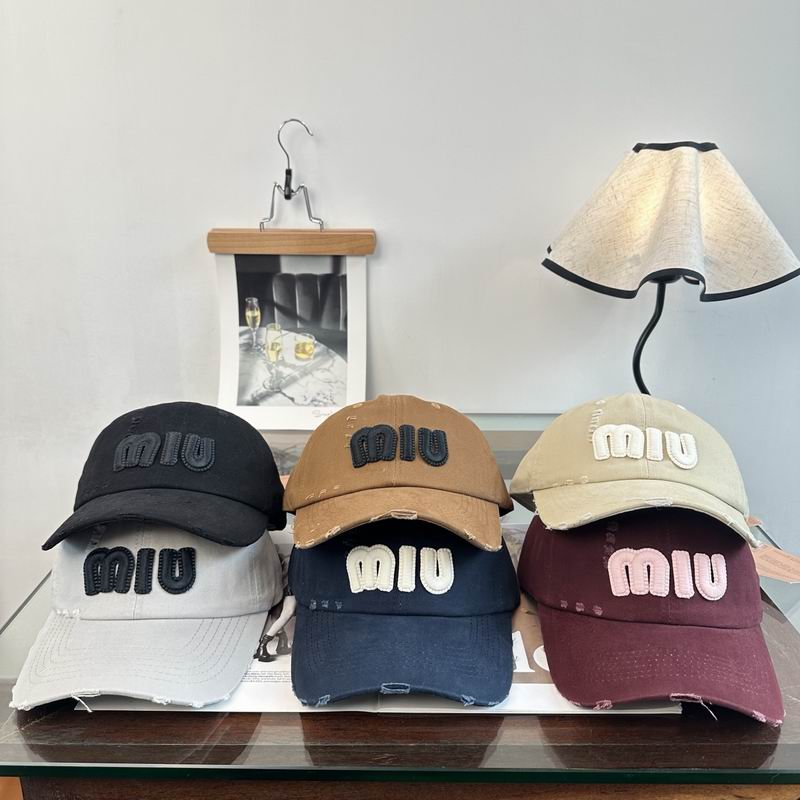Miumiu Cap 060201