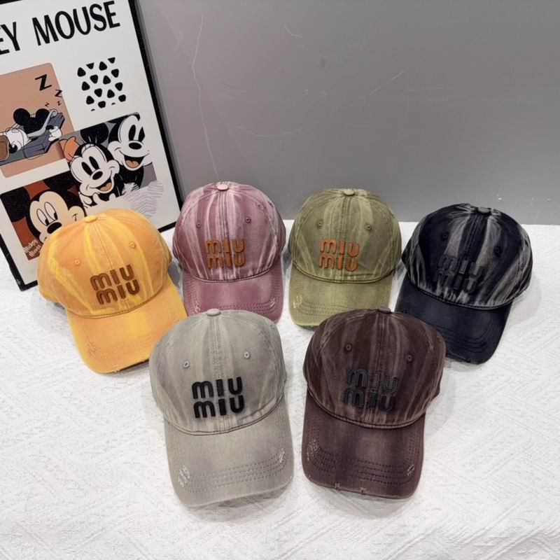 Miumiu Cap 012501