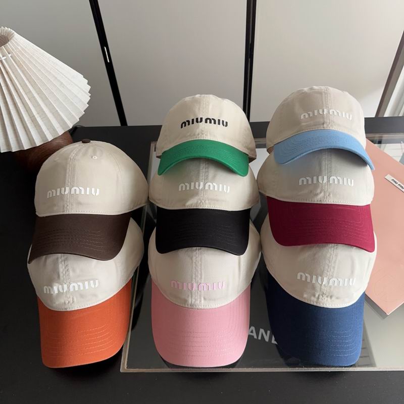 Miumiu Cap dx85