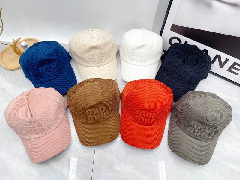 Miumiu Cap dx34