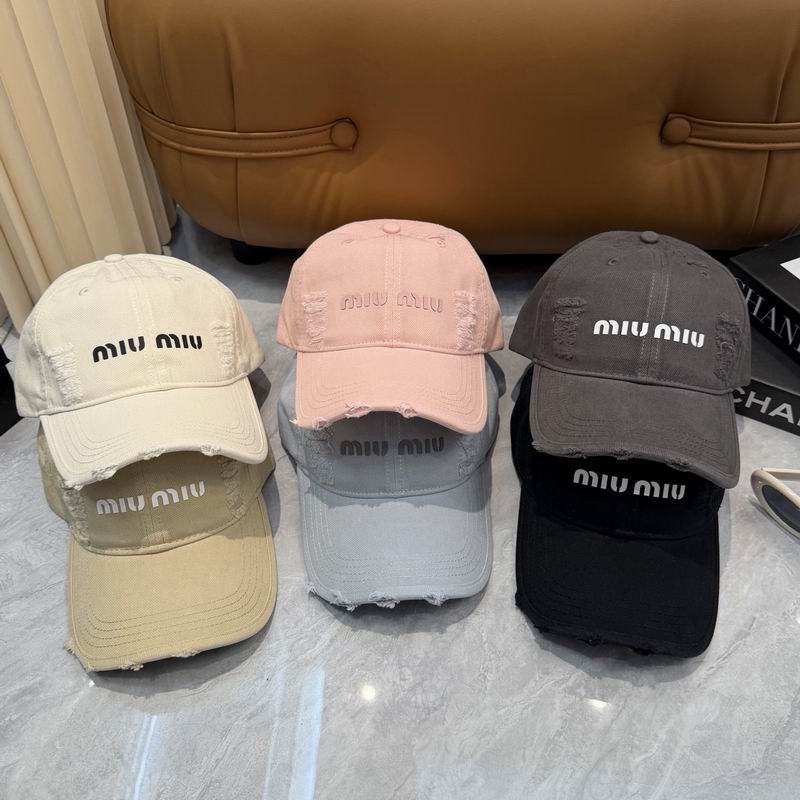 Miumiu Cap dx87