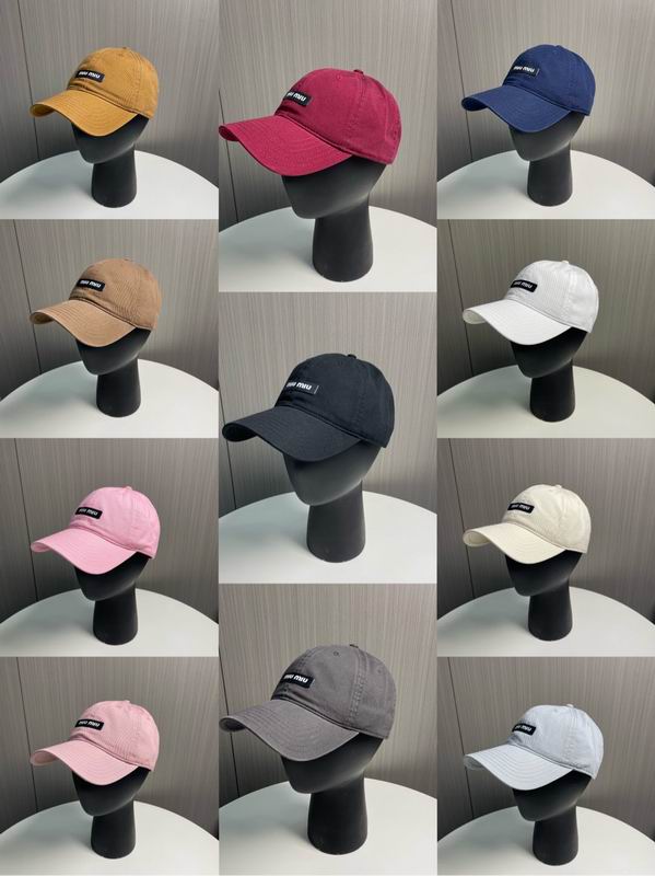 Miumiu Cap dx117