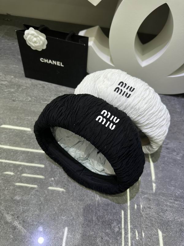 Miumiu beret dx22