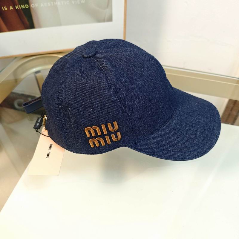 Miumiu cap dx10