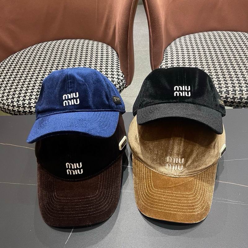 26 Miumiu Cap