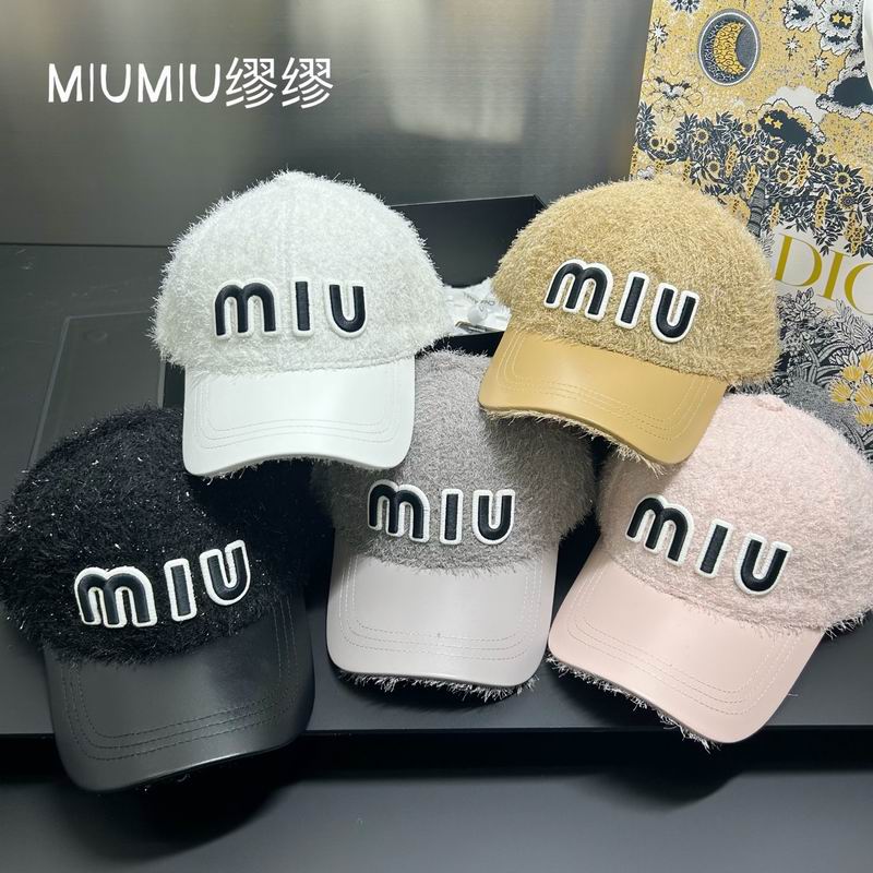 Miumiu cap dx115