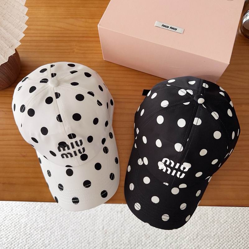 Miumiu cap dx74