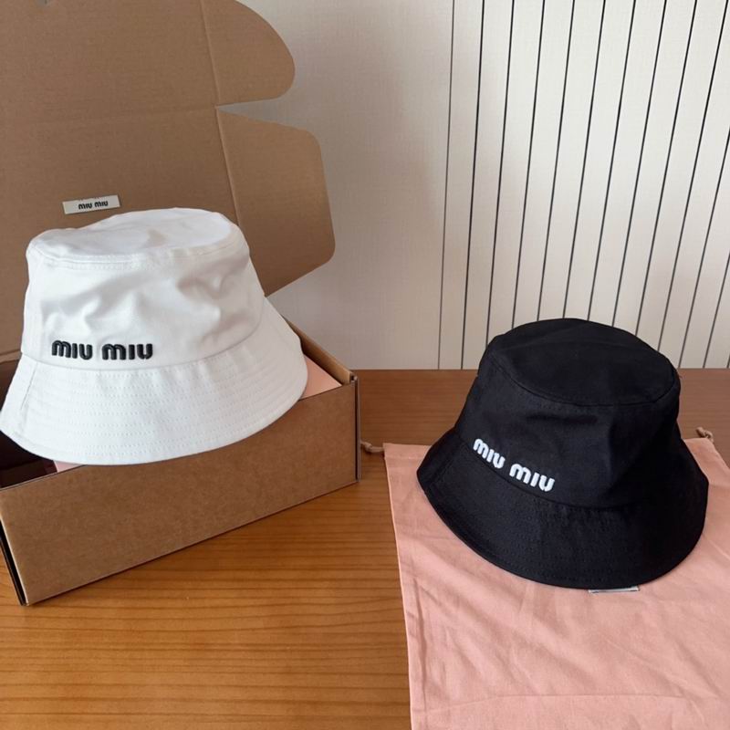 Miumiu hat dx18