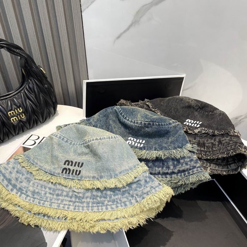 Miumiu hat dx100