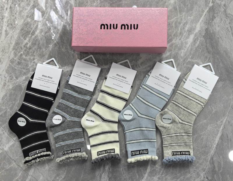 Miumiu socks QY25