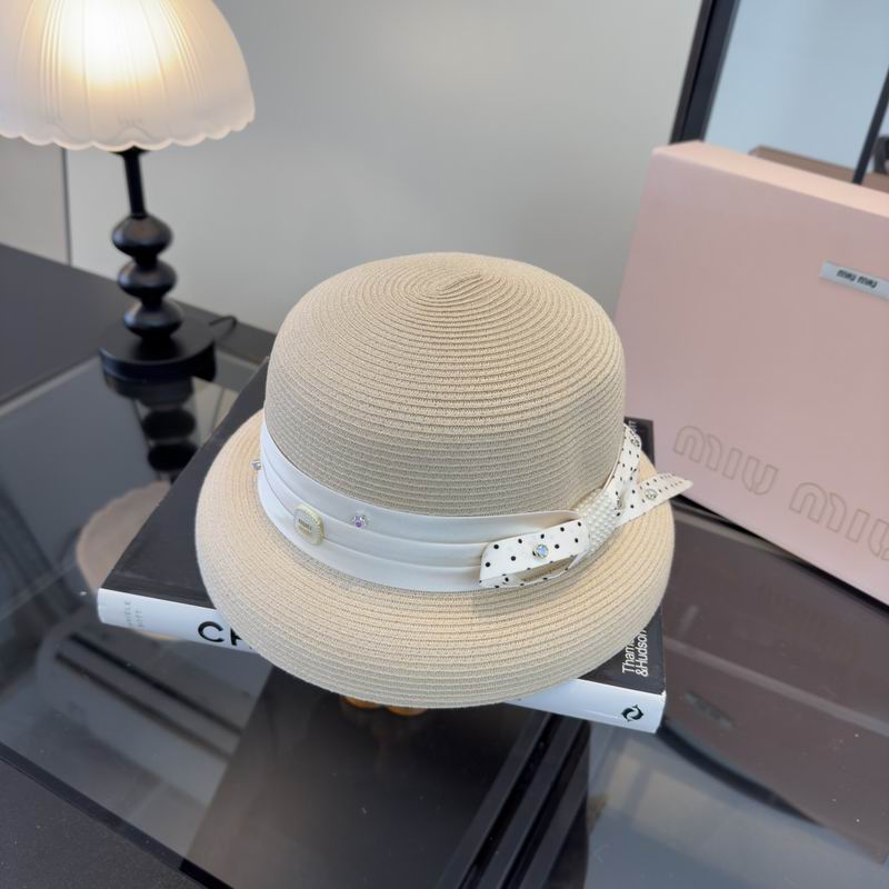 Miumiu top hat 060104