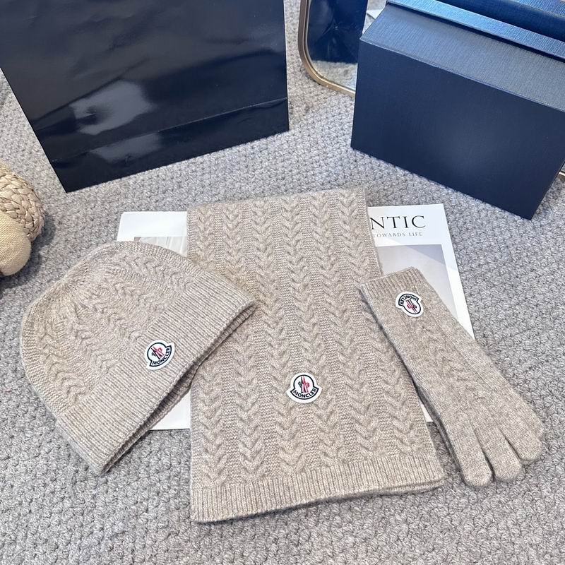 Moncler Scarf Hat Gloves 122502