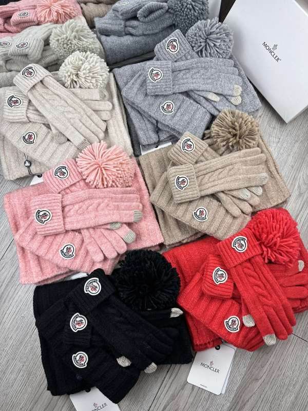 Moncler Scarf Hat Gloves hm35
