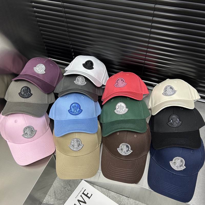 Moncler cap dx38